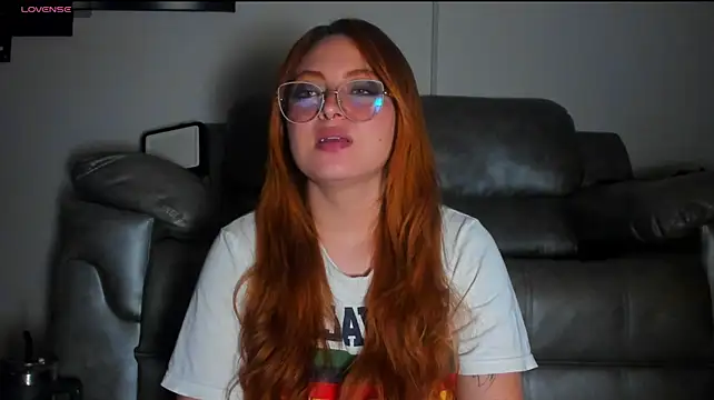 Chat +18 de izyzys_baker ao vivo