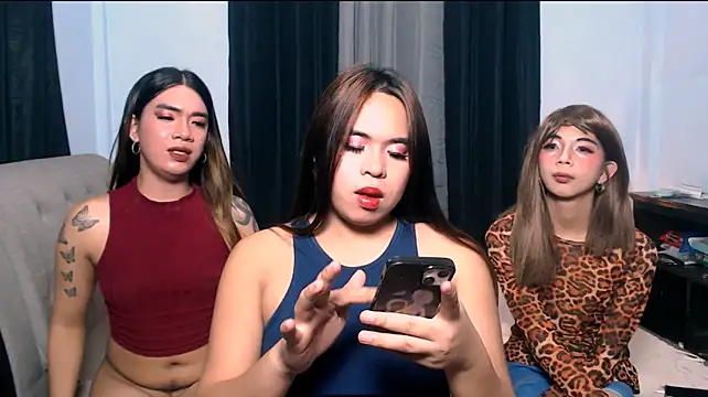 Show modela horsecock_xyra na web-kameri