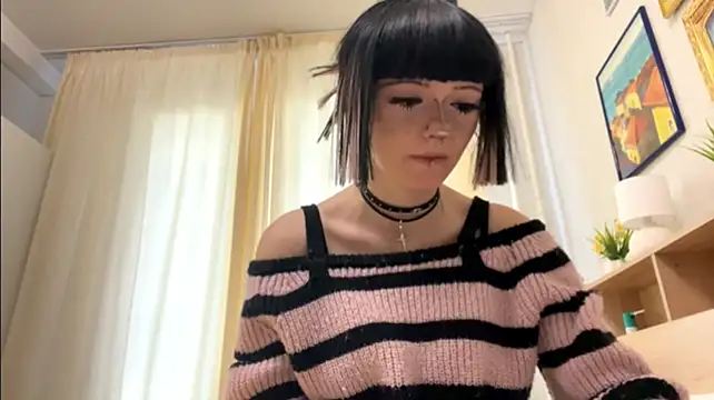 HolyCute Webcamshow