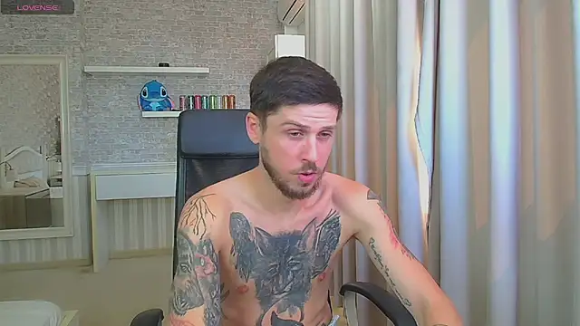 JonahShaw Webcam show