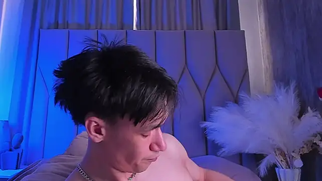 CalvinChapman live XXX chat
