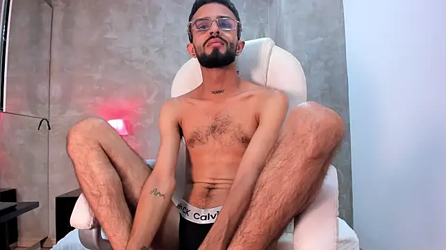 Felipe-Casttann Live XXX chat