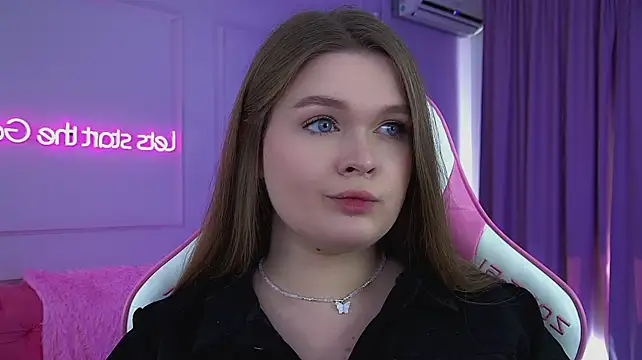 CrystalLyons Chat XXX in diretta