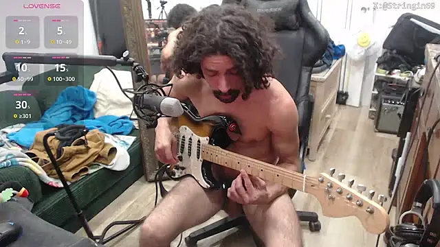 Stringin69 élő XXX-chatje