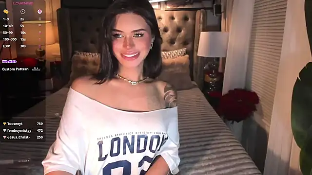 عرض كام ParisianDoll