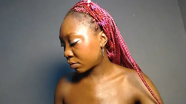 SpicyMackenzie22 XXX чат на живо