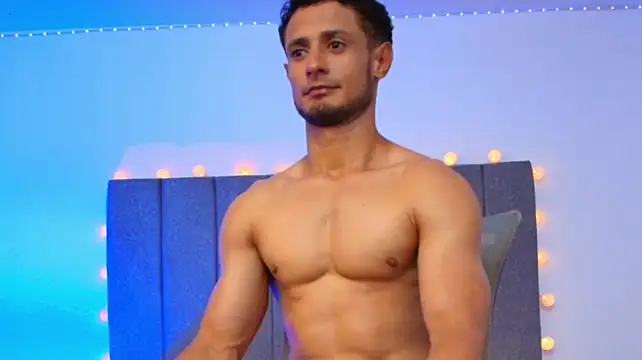 Adonys_Lewis_ Webcam show