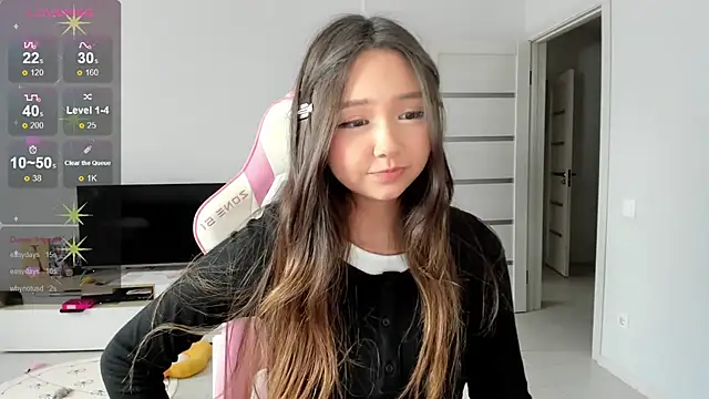 Fluffy_Rose Adlı Modelin Canlı XXX Sohbeti