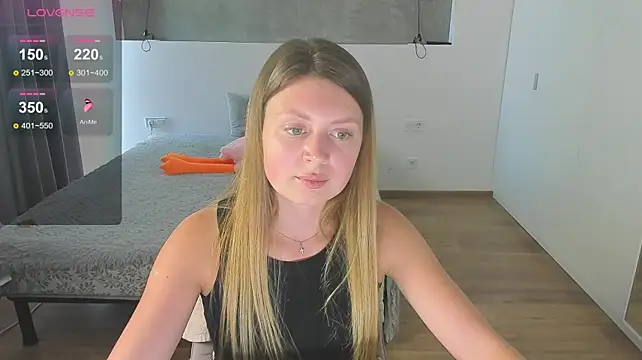 Kitkatvel Adlı Modelin Canlı XXX Sohbeti