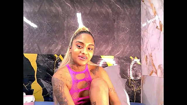 indian_barbie Chat XXX live