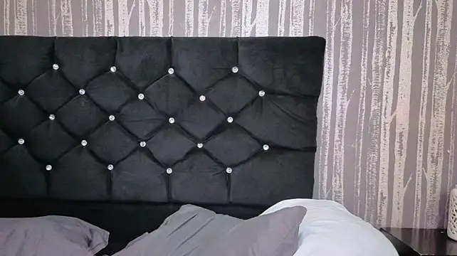 Онлайн чат XXX Alicee_Moonn