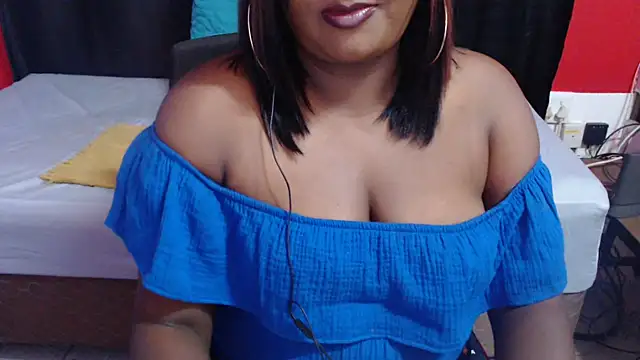 INDIANSIN2 Adlı Modelin Canlı XXX Sohbeti