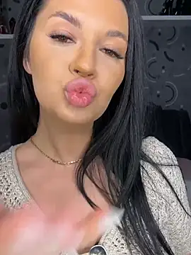 KarraJason Adlı Modelin Canlı XXX Sohbeti