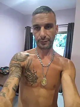 benouz93270 Webcam-Show