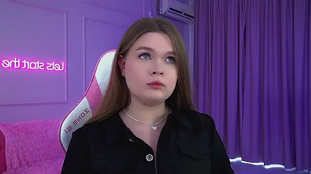 CrystalLyons XXX чат на живо