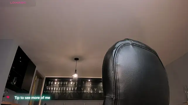 NickyLawson XXX чат на живо