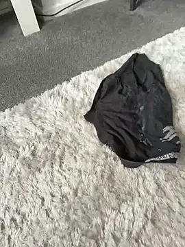 BigCurtis_D Show in webcam