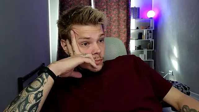 DENIS_HERE Webcam-Show