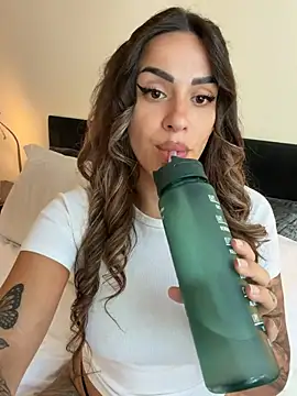Chat +18 de -Alisa ao vivo
