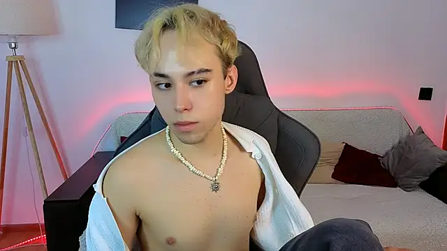 Yan_Cat Шоу с уебкамера