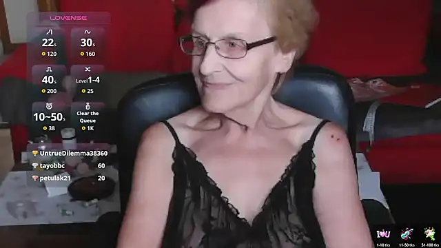 HeisseomaOriginal Chat XXX in diretta