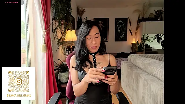הופעת וובקאם של bianca_bellamy