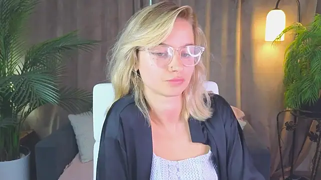 NoraMoreau – Live XXX-chat