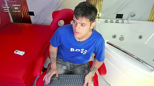 leonel_bigcum – Naživo XXX chat