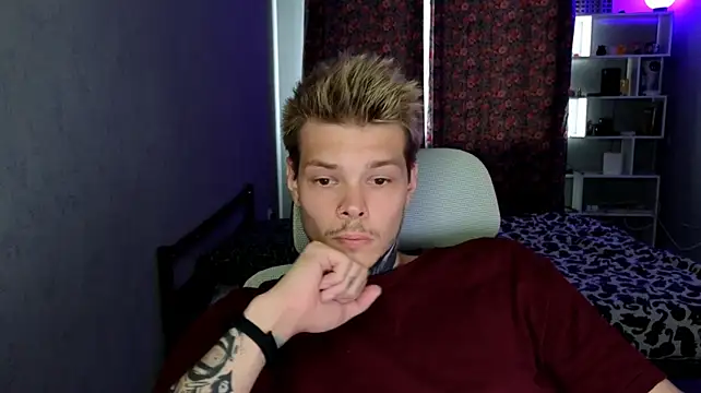 DENIS_HERE Live XXX-Chat