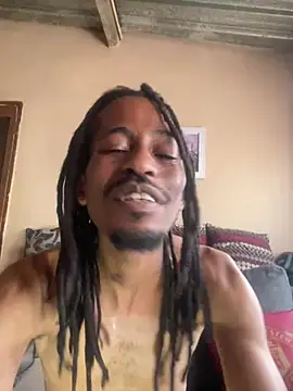 PrettyBoyRasta élő XXX-chatje