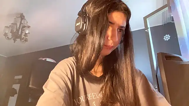 MindaHallmon's Live XXX Chat