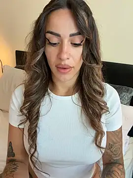 -Alisa Obrolan Langsung XXX