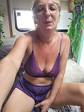 lescoquinsdu40n Live XXX chat