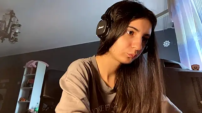 MindaHallmonn Live XXX chat