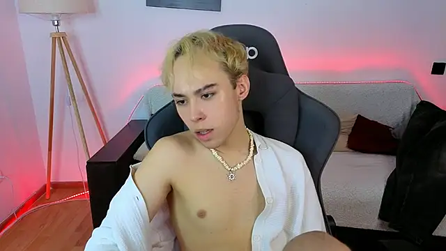 Yan_Cat's Webcam Show