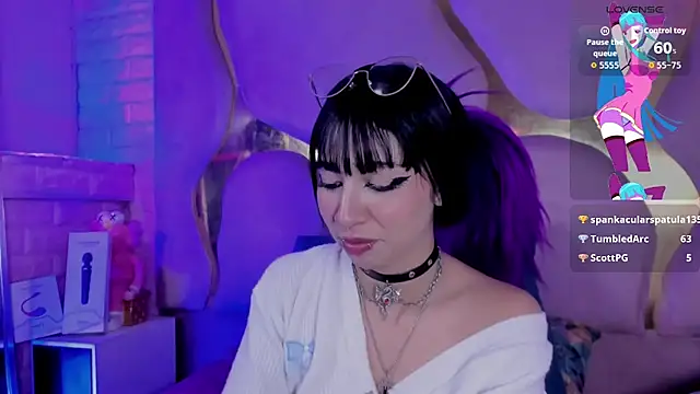XXX chat uživo modela Niina_sssy