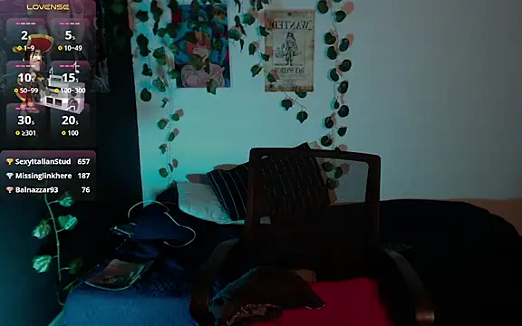 JohnnyJones_ élő XXX-chatje