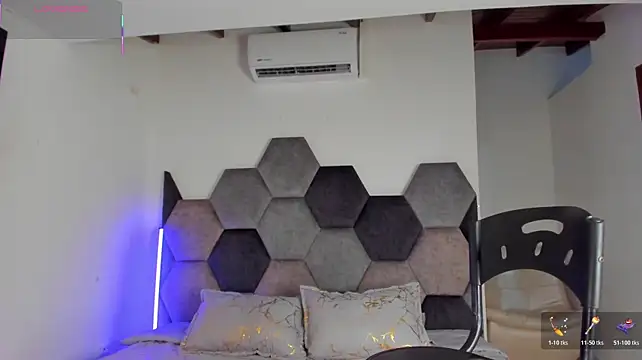 Pertunjukan Kamera Web Latrellx7