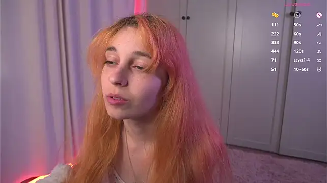 tgirlfoxy Adlı Modelin Canlı XXX Sohbeti