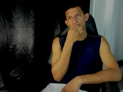 master_badboy's Webcam Show