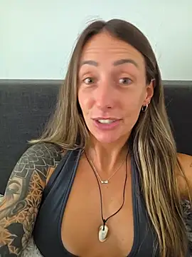 NicoleKaiser Chat XXX live