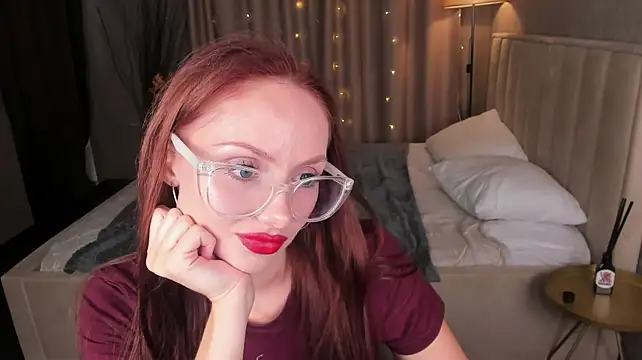 Madeline_Perry's Live XXX Chat
