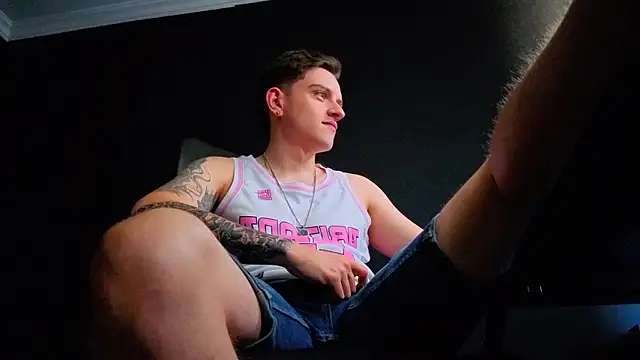 FelixStarkk 现场XXX聊天