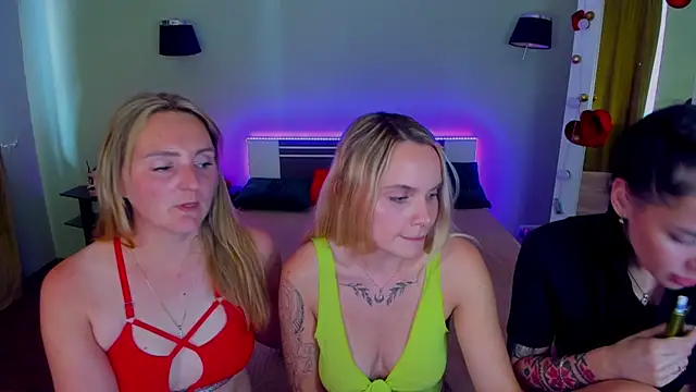 Show modela MagicEyess na web-kameri