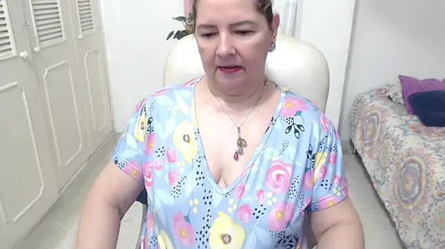 แชท XXX สดของ leonela_69