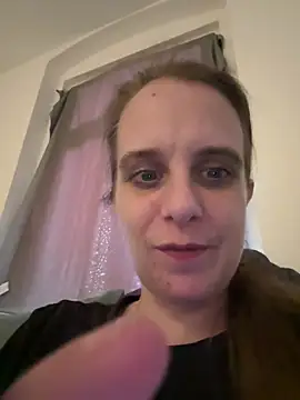 XXX chat uživo modela Chantalee
