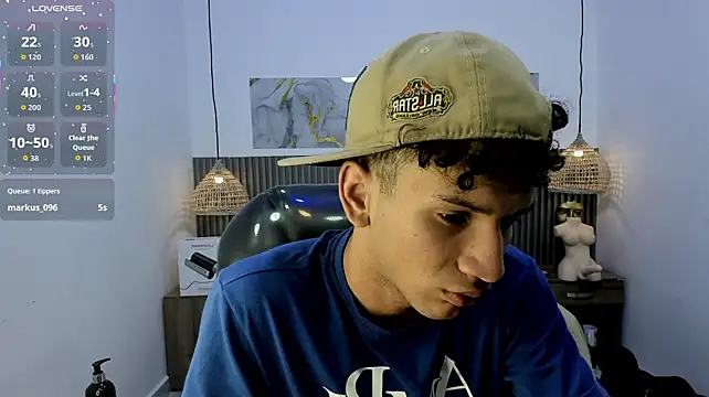 צ'אט XXX בשידור חי של JDWhite18