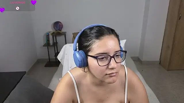 blue__moon_ live XXX chat