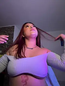 Chatroom XXX en direct de dawaaa_
