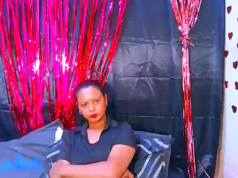 XXX chat uživo modela indiansexysammy